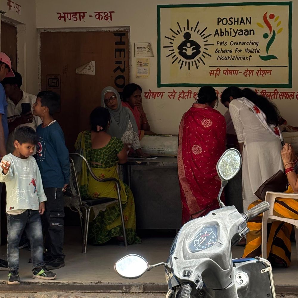 आंगनबाड़ी भर्ती के नाम पर पैसे मांगने का आरोप:गोंडा में खुद को कर्मचारी बताने वाले पर मुकदमा, सीडीपीओ ने दी तहरीर