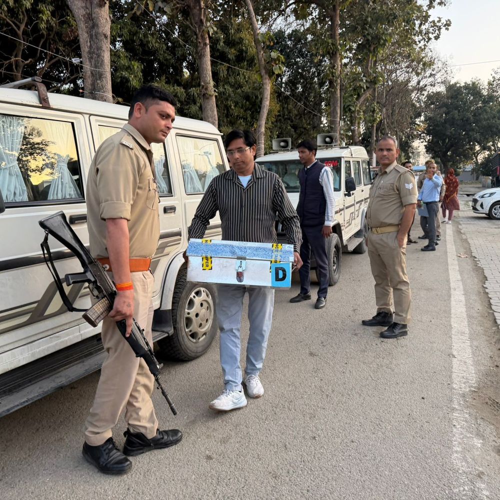 रामपुर में दरोगा भर्ती परीक्षा संपन्न:दो पालियों में हुई परीक्षा, उत्तर पुस्तिकाएं स्ट्रांग रूम में जमा