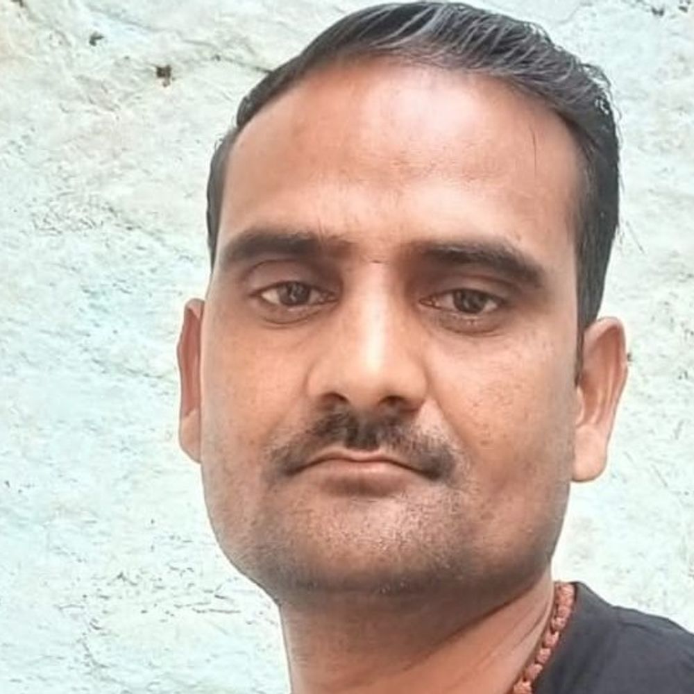 झांसी में किसान ने खेत में फांसी लगाई:कर्ज से परेशान होने की आशंका, जांच में जुटी पुलिस