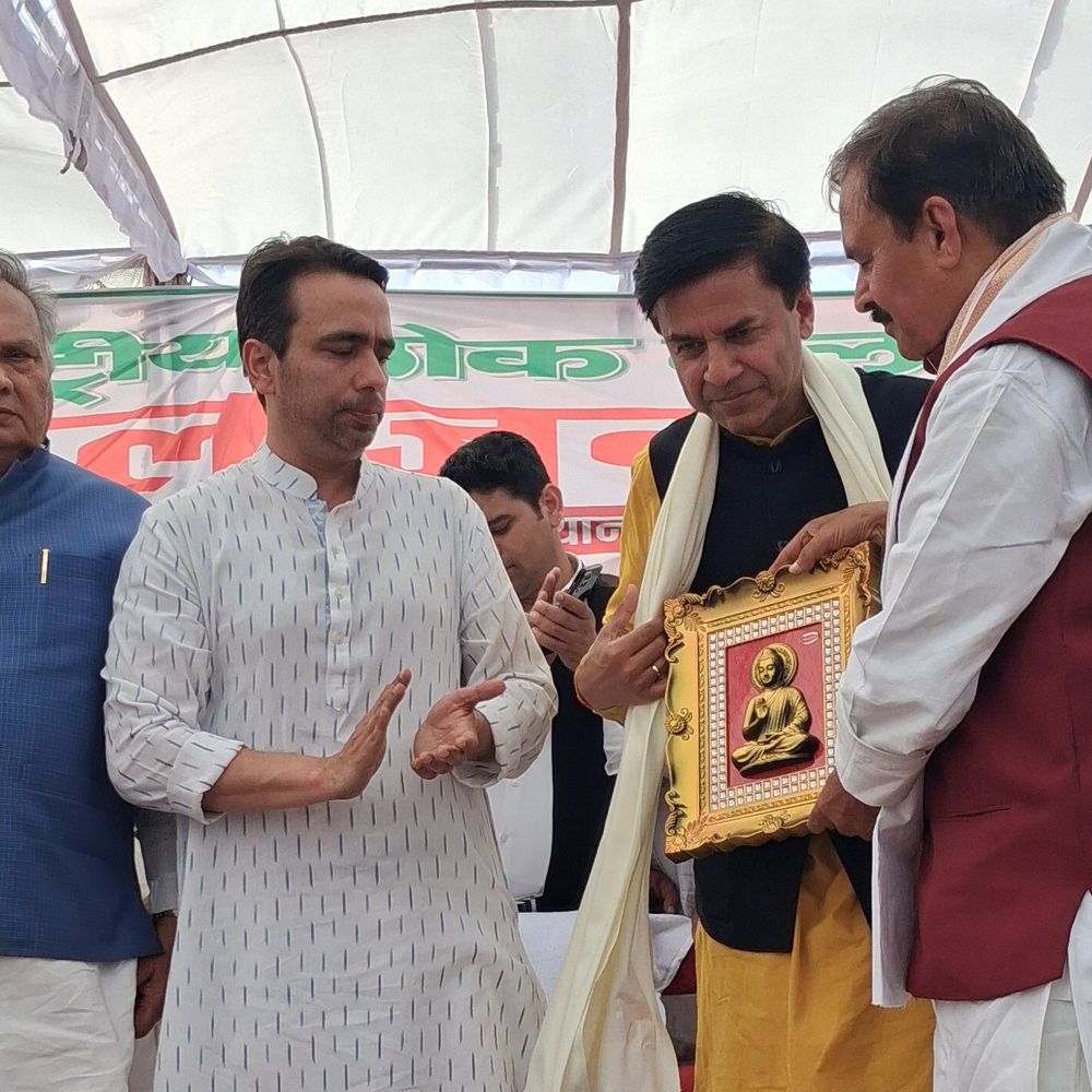 'सपा की राजनीति समाजवाद की जगह जातिवाद तक सिमटी':जयंत चौधरी बोले- यदि किसान जातियों में बंट गया, तो उसे कोई पूछने वाला नहीं रहेगा