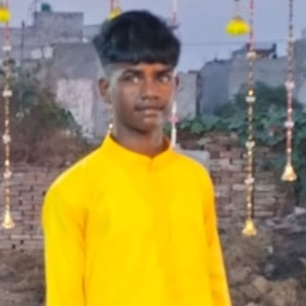 लुधियाना में कमरे में मिला 13 वर्षीय छात्र का शव:  दो दिन से छुट्टी बोलकर स्कूल नहीं जा रहा था, दरवाजा तोड़ा तो फंदे लटका मिला – Ludhiana News