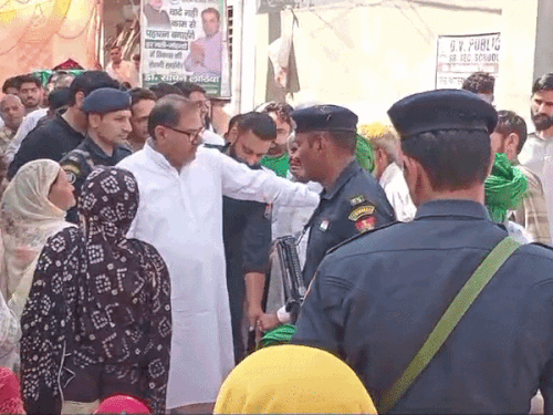 सोनीपत में अभय चौटाला ने सीएम सैनी को बताया डमी:  बोले- किसी बात का नहीं ज्ञान; चुनाव को लेकर विधायकों की लग रही बोली – Sonipat News