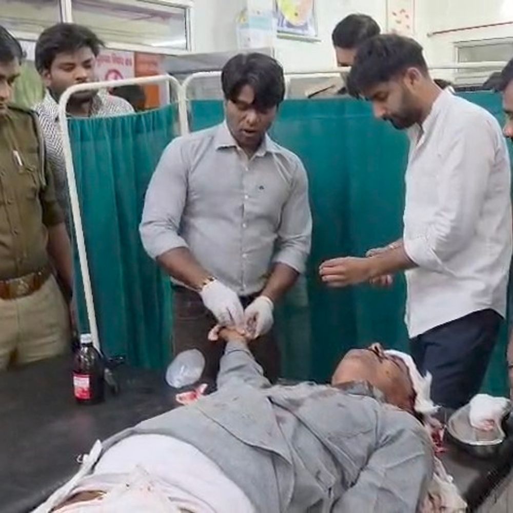 मुजफ्फरनगर में भतीजे ने चाचा को मारी गोली, गंभीर घायल:हायर सेंटर रेफर; पारिवारिक विवाद में चलाई गोली, पुलिस जांच में जुटी