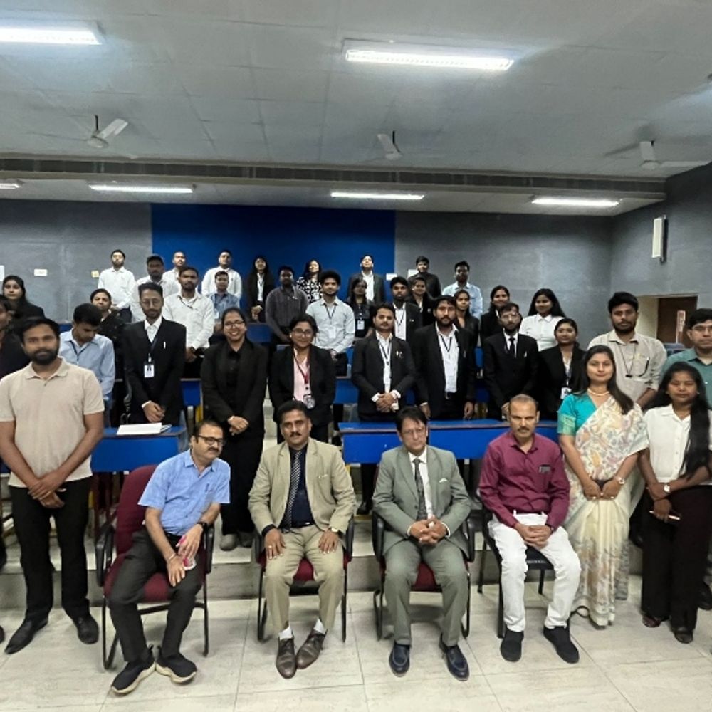 NUSRL में राष्ट्रीय मूट कोर्ट प्रतियोगिता संपन्न:  सिम्बायोसिस लॉ स्कूल नोएडा बना विजेता, विधि क्षेत्र में एआई की भूमिका पर हुई चर्चा – Ranchi News