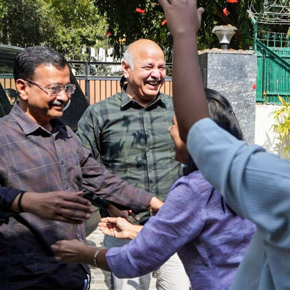 केजरीवाल-सिसोदिया ने सुप्रीम कोर्ट का रुख किया:शराब नीति मामले में हाईकोर्ट के समन को चुनौती, जज बदलने की मांग; ट्रायल कोर्ट ने बरी किया था