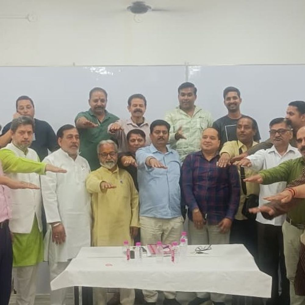 ब्राह्मणों के अपमान के खिलाफ समाज करेगा आंदोलन:मेरठ में युवा ब्राह्मण समाज संगठन की बैठक में बनी रणनीति