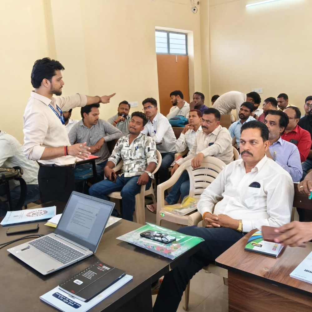 जनगणना-2027 की तैयारी तेज:देवरिया में फील्ड ट्रेनरों का तीन दिवसीय प्रशिक्षण शुरू हुआ