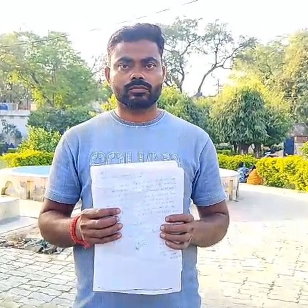 उन्नाव में जमीन विवाद में युवक पर हमला:सिर पर गंभीर चोट, ट्रैक्टर तोड़ा, अधिकारियों के यहां चक्कर लगा रहा पीड़ित