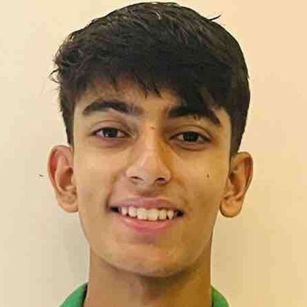 केडीएमए क्रिकेट लीग, कानपुर स्टारलेट और एसएस क्लब की जीत:अनुज सिंह ने जड़ा नाबाद 62 रन, विकास सिंह 4 विकेट झटके