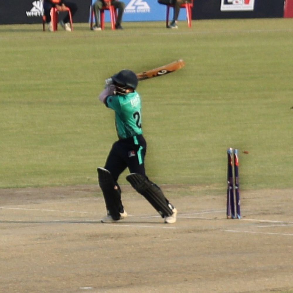 अश्विन गुर्जर की शानदार गेंदबाजी से शुभम स्मैशर्स विजयी:प्रियम गर्ग ने 62 रन बनाए, अश्विन गुर्जर मैन ऑफ द मैच