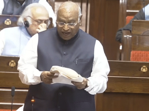 राज्यसभा में LPG संकट पर हंगामा:खड़गे बोले- सरकार को पहले से पता था, इंतजाम क्यों नहीं किया; लोकसभा में बिना हंगामे के प्रश्नकाल पूरा