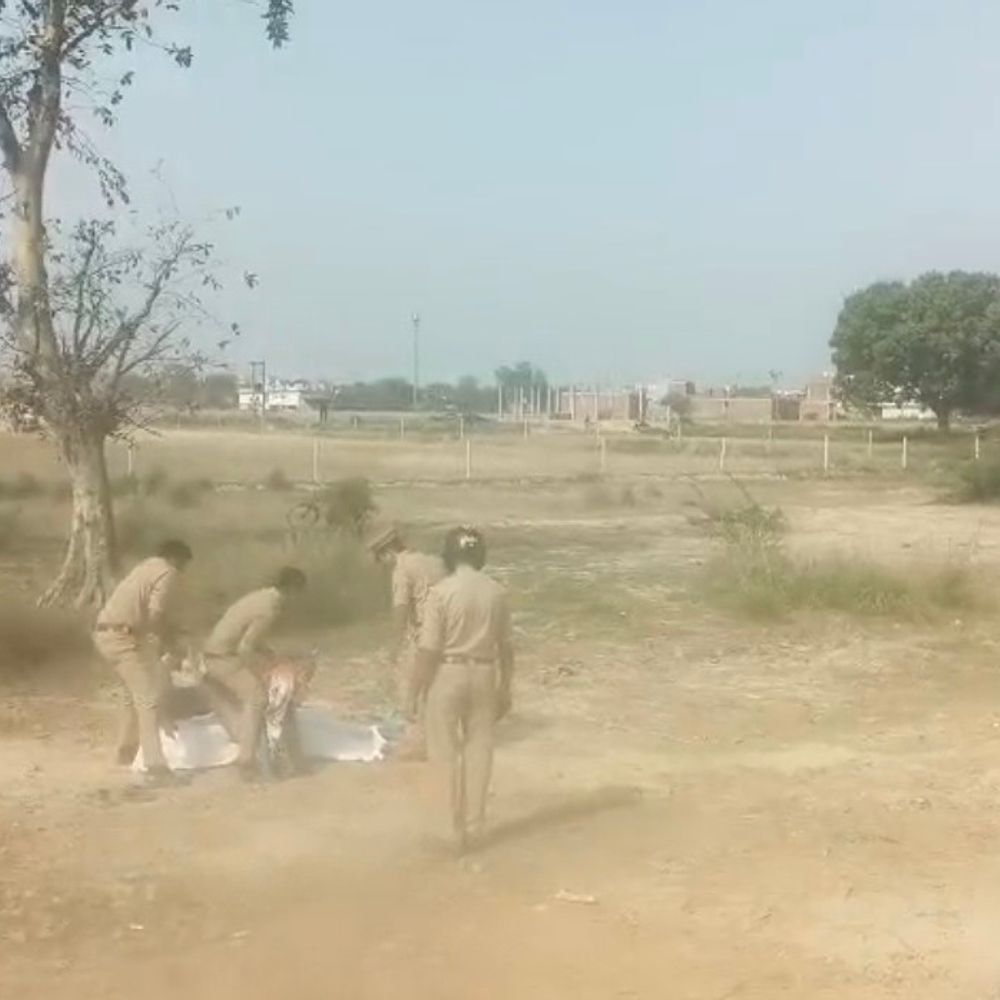 रायबरेली में अज्ञात बुजुर्ग की ट्रेन से कटकर मौत:शव रेलवे ट्रैक किनारे बरामद, पुलिस पहचान में जुटी