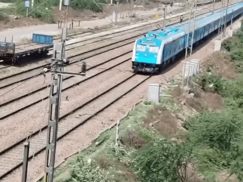 जींद-सोनीपत रूट पर हाइड्रोजन ट्रेन का ट्रायल सफल:  दो चक्कर लगाए गए; रेलवे की तकनीकी टीम ने जांची रफ्तार और सुरक्षा – Gohana News