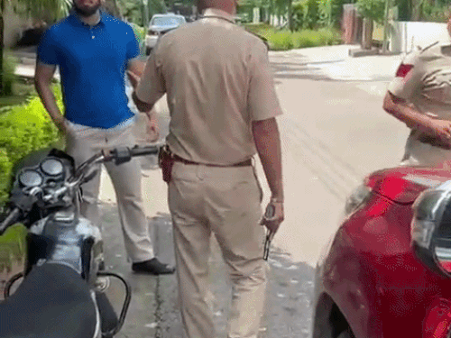 चंडीगढ़ पुलिस के खिलाफ PCA में पहुंची शिकायत:  मिलीभगत और सबूत दबाने के आरोप,3 हफ्ते बाद FIR, स्वतंत्र एजेंसी से जांच की मांग – Chandigarh News