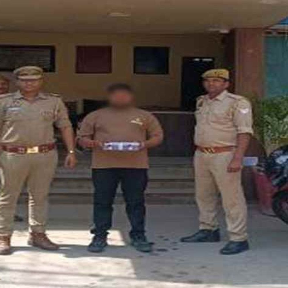 प्रयागराज में फायरिंग कर हत्या के प्रयास का आरोपी गिरफ्तार:मारपीट के बाद की थी फायरिंग, पुलिस ने पिस्टल के साथ पकड़ा