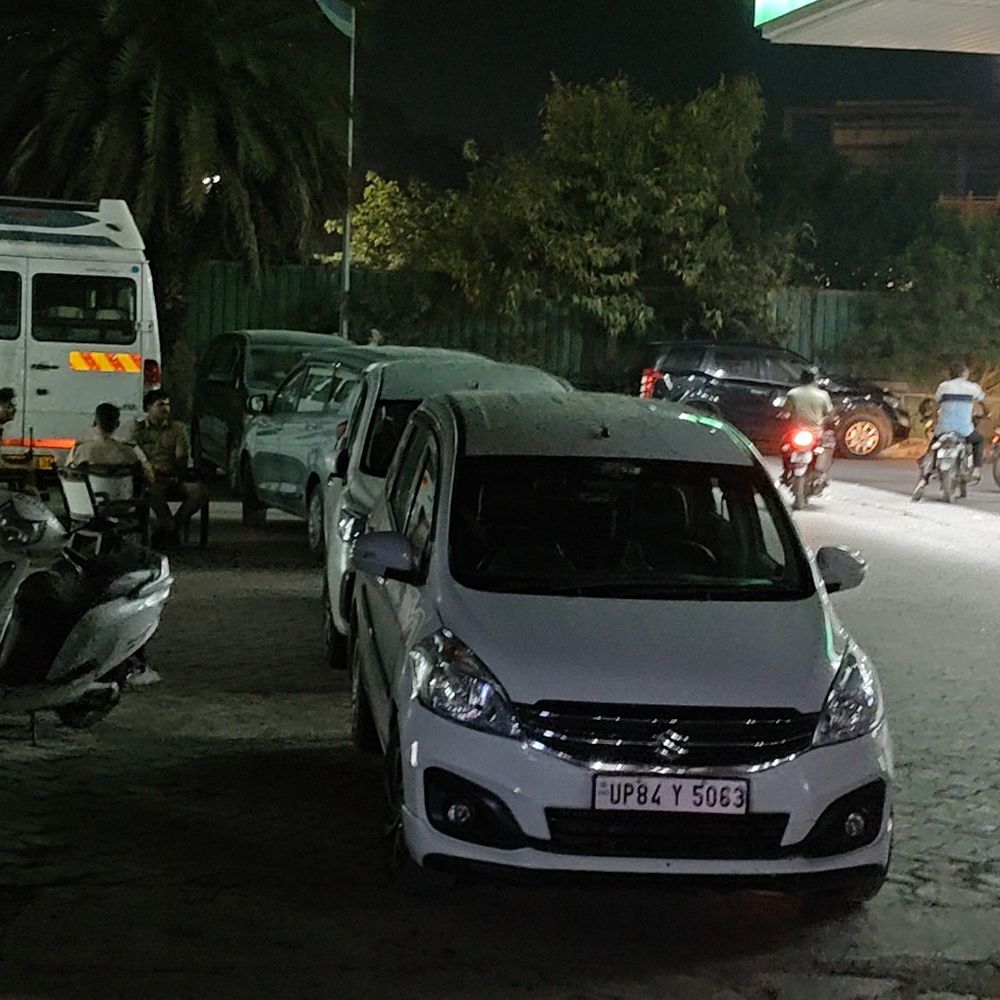 आयकर छापे में 600 करोड़ के काले धन का खुलासा:बांदा में रियल एस्टेट, होटल कारोबार में खपाए गए 300 करोड़ रुपये