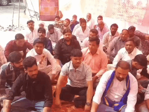 यमुनानगर में स्टोन क्रेशर पर बंधक बनाकर मारपीट का मामला:  गिरफ्तारी की मांग को लेकर भीम आर्मी का लघु सचिवालय पर धरना – Yamunanagar News