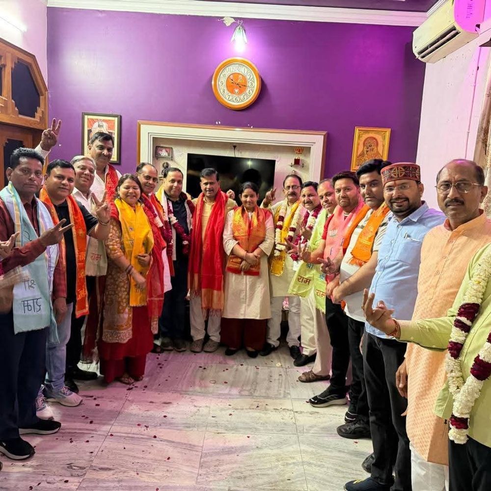 हापुड़ नगर पालिका में पांच सभासद नामित:भाजपा नेताओं ने दी बधाई, विकास में भूमिका निभाने की उम्मीद