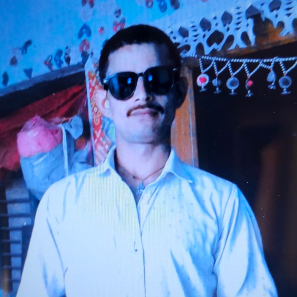 आगरा में युवक ने ससुराल में की आत्महत्या:कैलादेवी से दर्शन कर लौटा था, शव के पास रखा मिला खाना