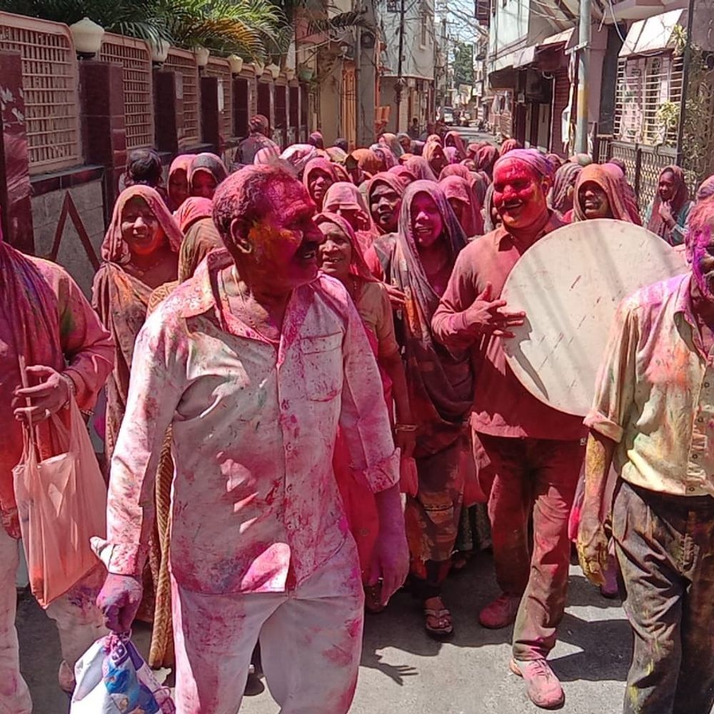प्रतापगढ़ में रंग तेरस धूमधाम से मनाया गया:  लोगों ने जमकर खेली होली, विभिन्न समाजों ने गाए फाग गीत – pratapgarh (Rajasthan) News