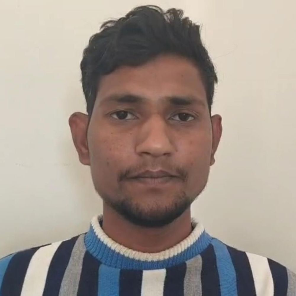 ड्राइवर ने कहा-आवास पर बुलाकर ईओ ने चप्पल से पीटा:नगर पालिका की गाड़ियों को लेकर नाराज थी, अधिकारी ने आरोपों से किया इनकार