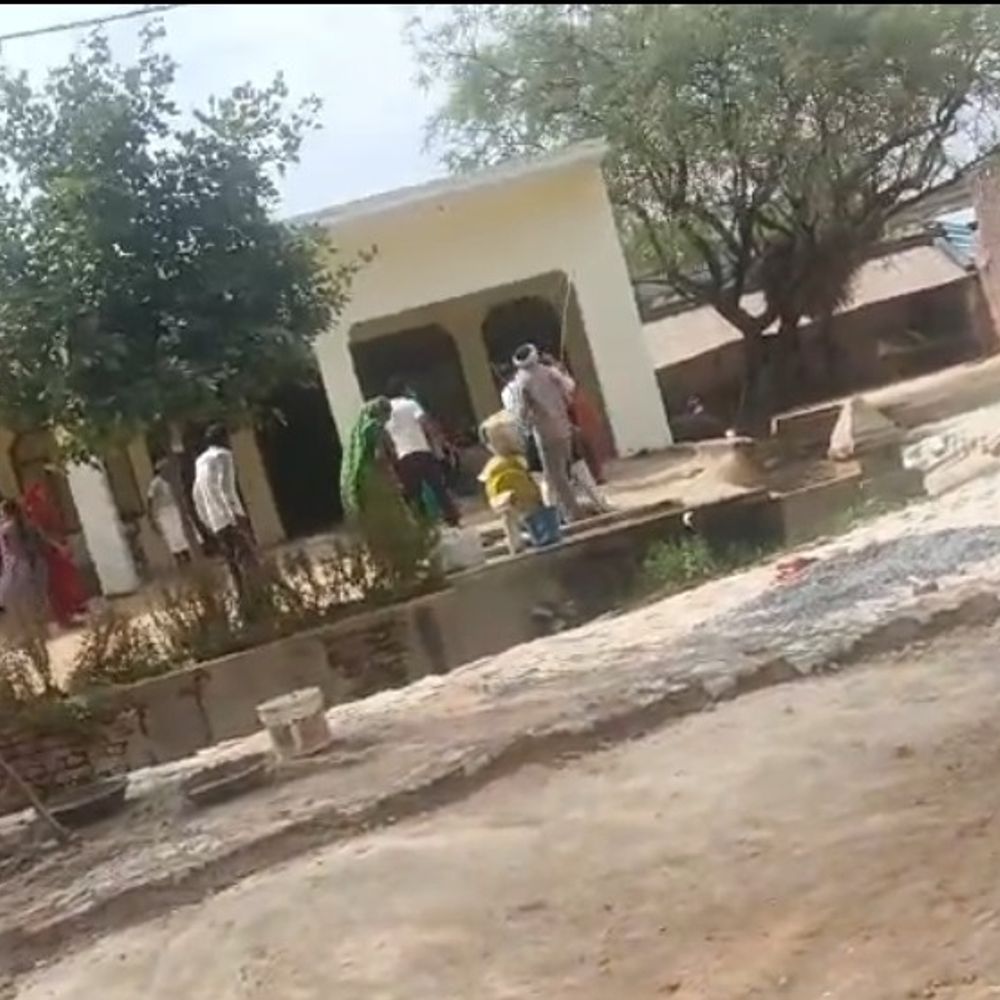 औरैया में युवक से की मारपीट:घर पर आकर लाठी-डंडों से हमला किया, तीन आरोपियों पर मुकदमा दर्ज