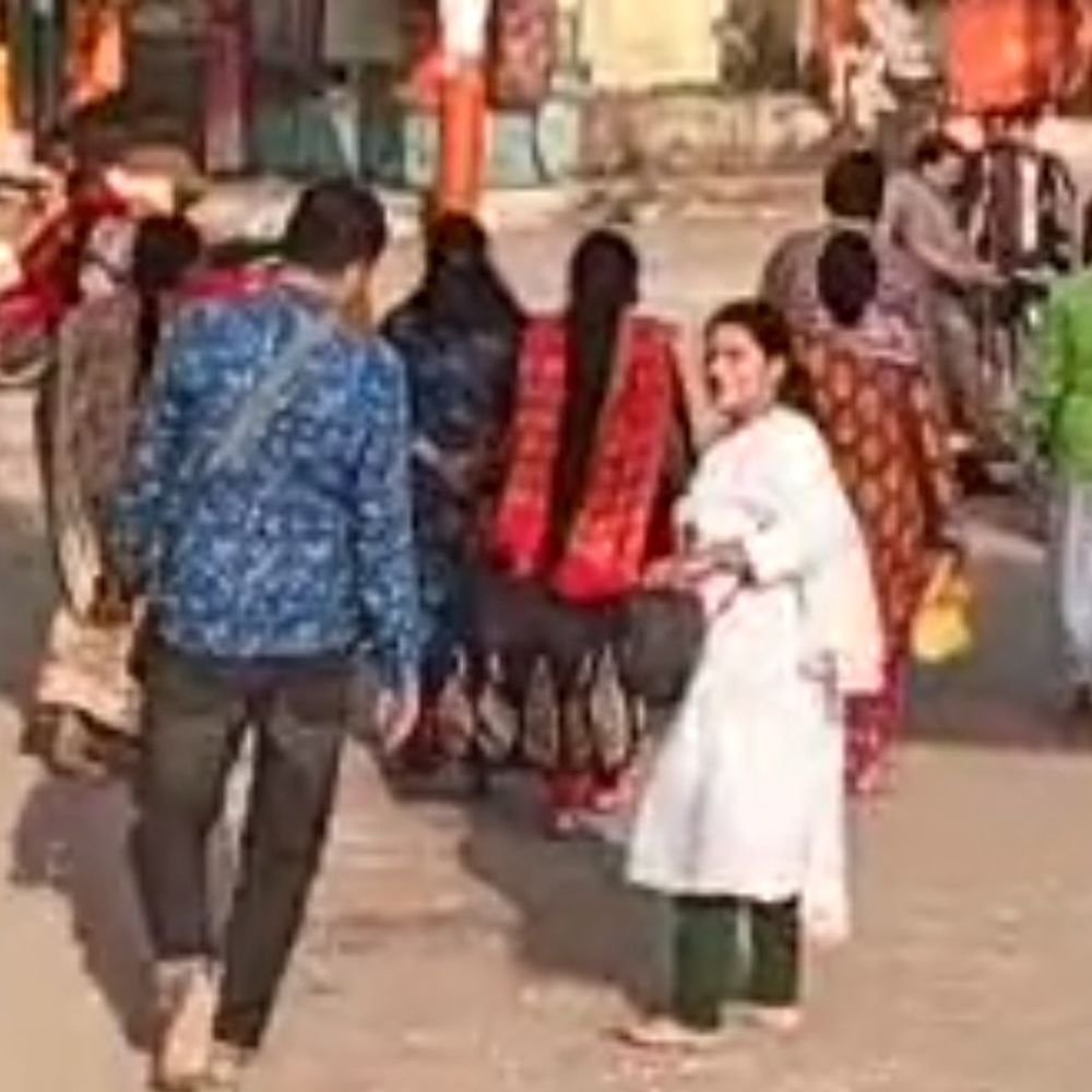 चित्रकूट में श्रद्धालुओं के 15 हजार नगद, मोबाइल चोरी:आरोग्यधाम घाट पर नहाते समय हुई घटना, ग्वालियर के श्रद्धालु थे