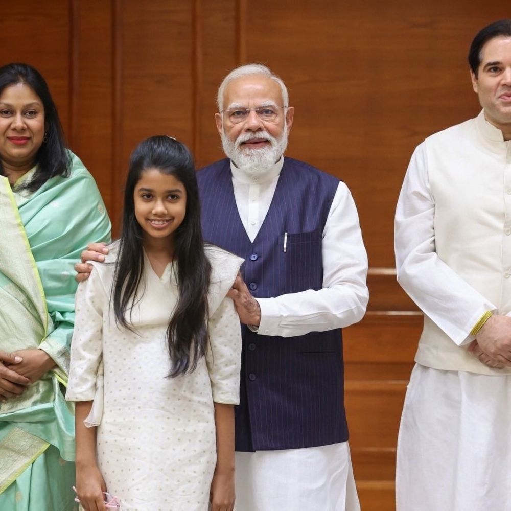 PM से मिलने सपरिवार पहुंचे वरुण गांधी:पीलीभीत से टिकट कटने के बाद 'बागी तेवर' से 'पितृवत स्नेह' तक का सफर