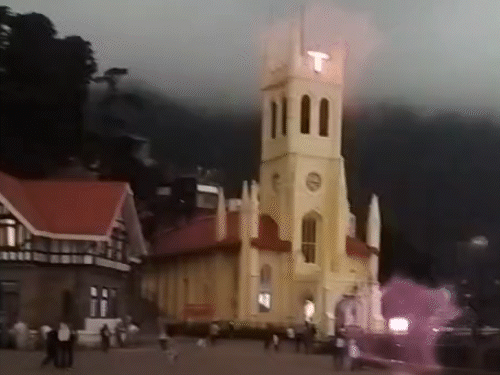 हिमाचल में 72 घंटे तेज बारिश-बर्फबारी की चेतावनी:  ओलावृष्टि और तेज हवाएं चलेंगी, बिजली गिरने की संभावना; कुकुमसैरी का तापमान -4.6 डिग्री – Shimla News