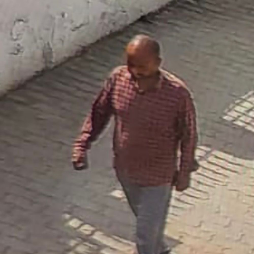 2 दिन से लापता शिक्षक सीसीटीवी में दिखे:घर से सेविंग कराने निकले थे, गुमशुदगी रिपोर्ट दर्जकर जांच में जुटी पुलिस