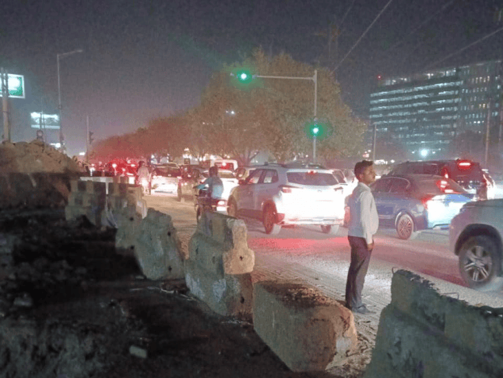 गुरुग्राम में SPR-शिकोहपुर रोड 60 दिन के लिए बंद:  ड्रेन बनाने के लिए खोदी सड़क, वैकल्पिक मार्गों के लिए एडवाइजरी जारी – gurugram News