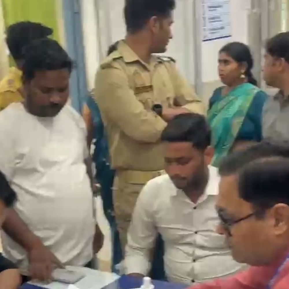 फर्रुखाबाद में शराब के नशे में कोर्ट पहुंचा आरोपी:मेडिकल रिपोर्ट में 48%अल्कोहल की पुष्टि, न्यायलय ने भेजा जेल