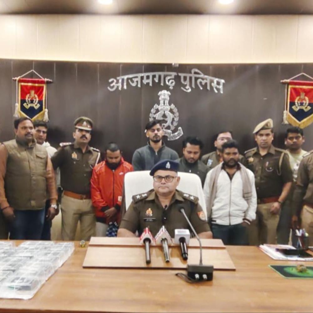 110 करोड़ की साइबर ठगी करने वाले आरोपियों पर गैंगस्टर:आजमगढ़ पुलिस ने 17 अपराधियों पर कार्रवाई की, चीन-दुबई के कनेक्शन मिला था