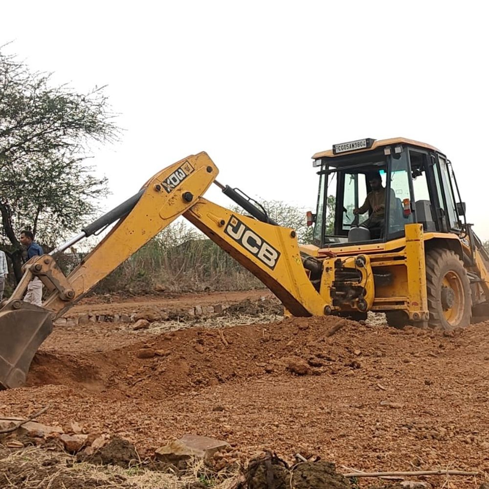 धमतरी में अवैध प्लाटिंग पर चला प्रशासन का बुल्डोजर:  कलेक्टर के निर्देश पर नगर निगम और राजस्व विभाग की संयुक्त कार्रवाई – Dhamtari News