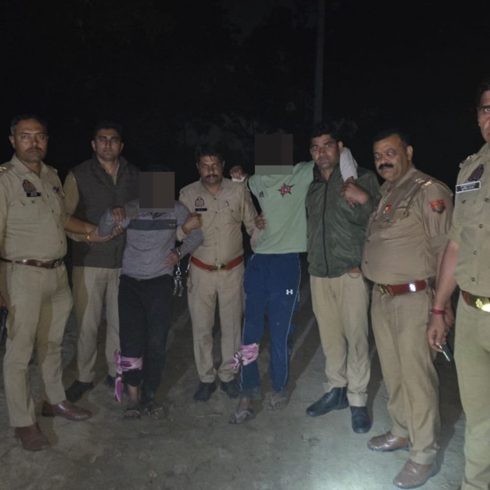 सहारनपुर पुलिस की दो लुटेरों से मुठभेड़:पुलिस पर चलाई बदमाशों ने गोली, काउंटर फायरिंग में दोनों के पैर में लगी गोली