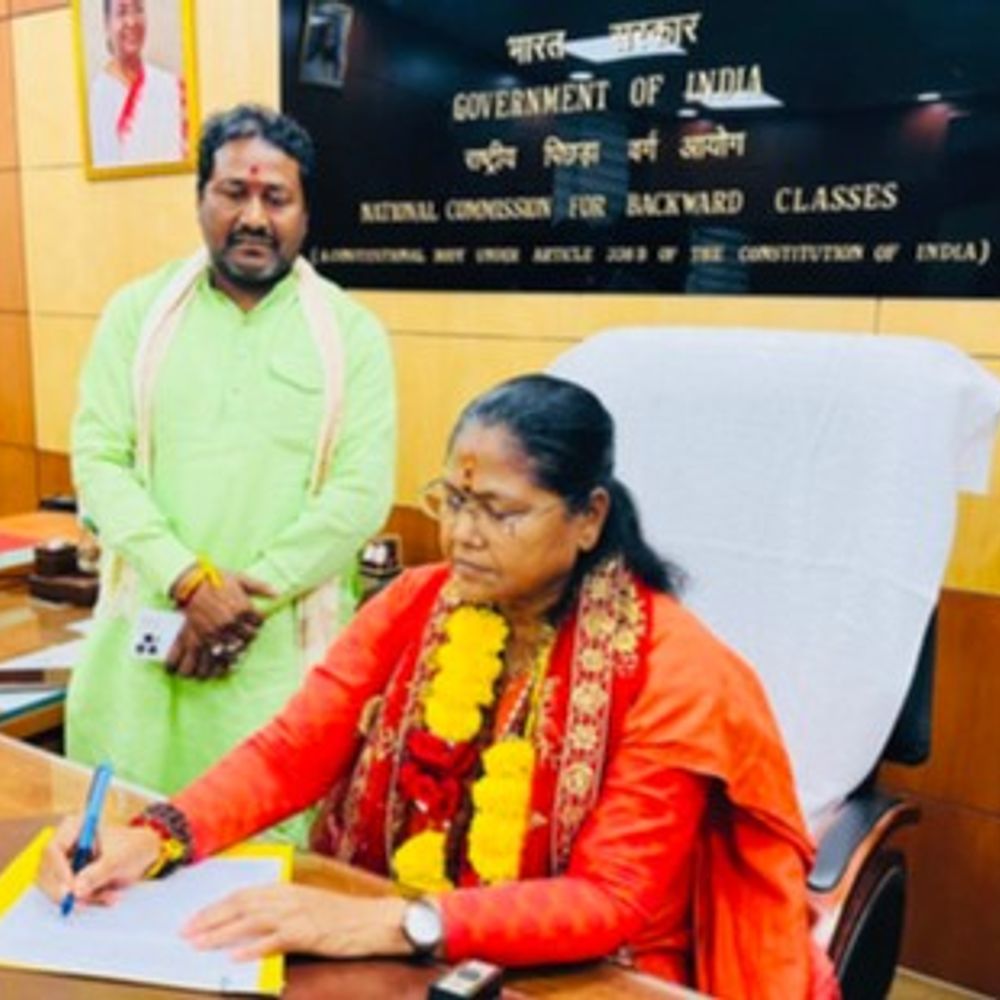 यूपी विधानसभा चुनाव से पहले भाजपा का अति–पिछड़ा दांव:निषाद समाज की बेटी साध्वी निरंजन ज्योति ने राष्ट्रीय पिछड़ा आयोग का पद संभाला