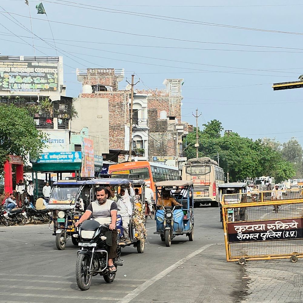 संभल में बारिश के बाद मौसम बदला:सुबह-शाम ठंडक बढ़ी, AQI 169; न्यूनतम 16 और अधिकतम 32 डिग्री दर्ज
