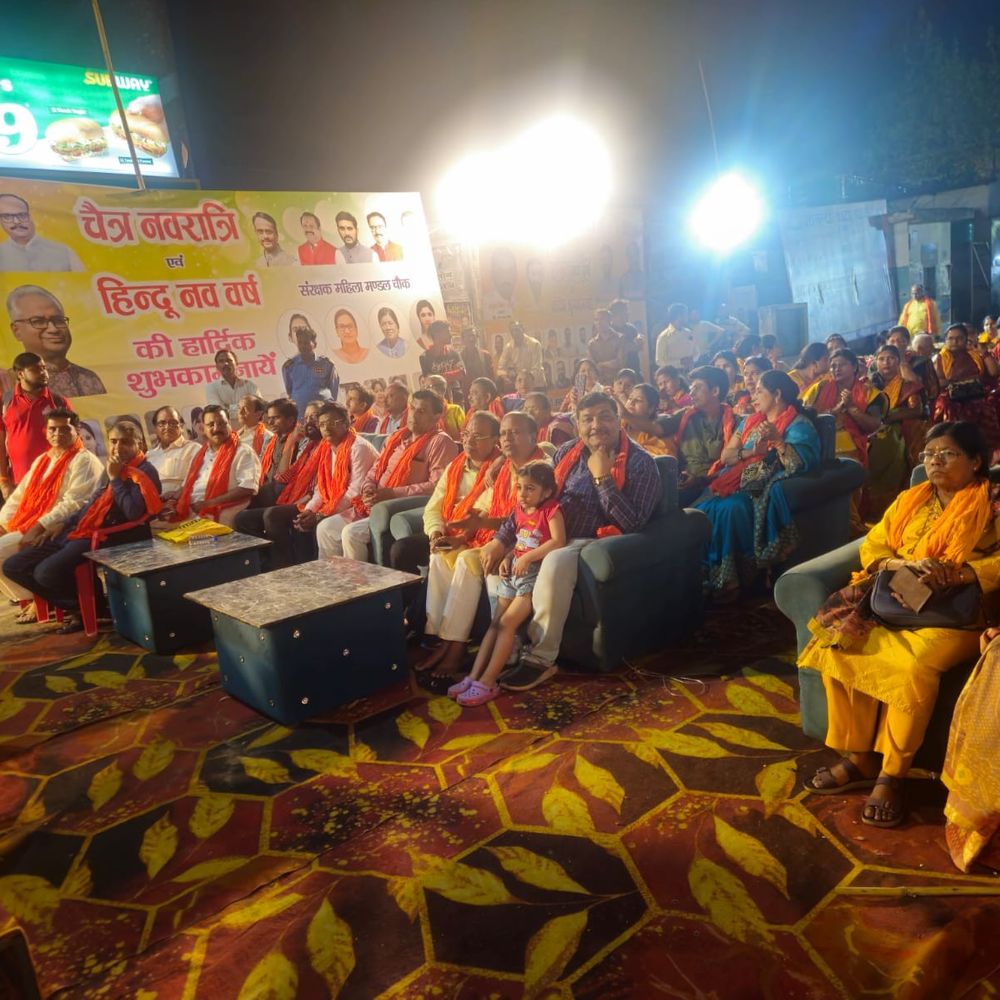 7001 दीपों से जगमगाया आनंदी माता मंदिर:हिंदू नववर्ष, चैत्र नवरात्रि की पूर्व संध्या पर शिव-शक्ति की  झांकी सजी