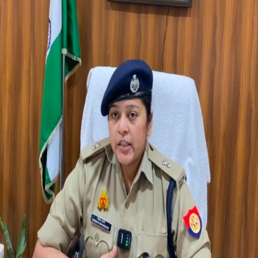 शाहजहांपुर में मौरंग ट्रक से मिला था शव:24 घंटे बाद भी नही हो पाई पहचान, नैनीताल से आया था ट्रक, पुलिस टीम उत्तराखंड रवाना