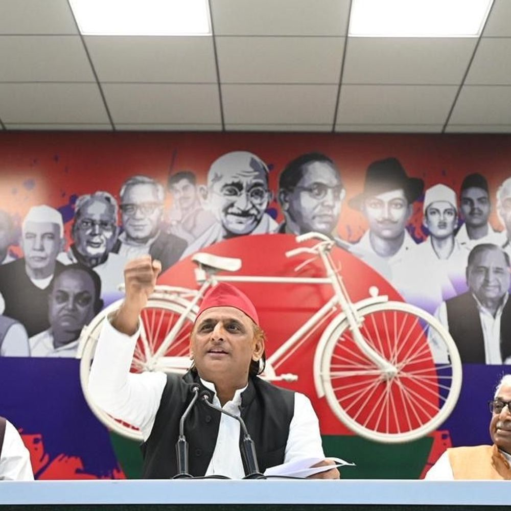 अखिलेश बोले, भाजपा के प्रोपगंडे से निपटने के लिए तैयार:डिजिटल डेमोक्रेसी डायलॉग कार्यक्रम में पहुंचे बड़ी संख्या में यूट्यूबर्स