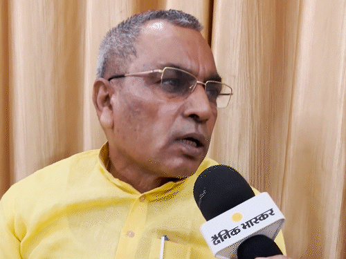 
                 यूपी में पंचायत चुनाव 12 जुलाई तक हो जाएंगे:राजभर बोले- अगली कैबिनेट बैठक में OBC आयोग बनेगा; सीट बंटवारे पर विवाद नहीं 
            