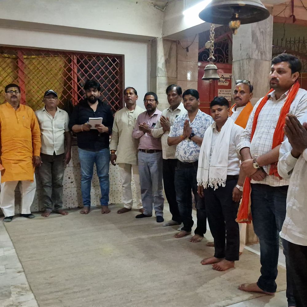 भदोही में श्रीराम जन्मोत्सव शोभायात्रा महासमिति की बैठक हुई:27 मार्च को रामनवमी शोभायात्रा की तैयारियों पर विचार-विमर्श