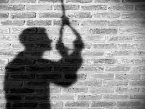 रेवाड़ी में MP की महिला ने लगाया फंदा:कारणों का नहीं खुलासा; पुलिस को परिजनों के आने का इंतजार