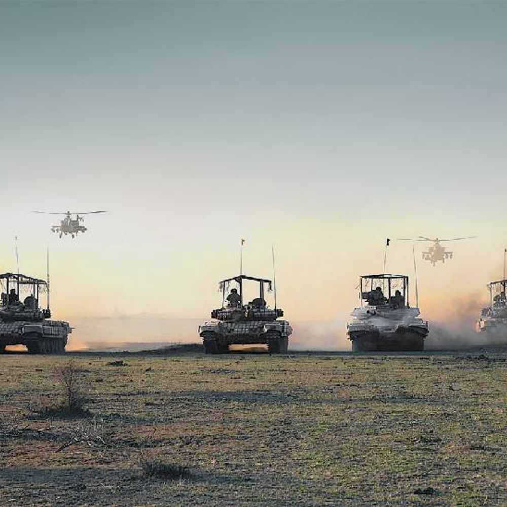 झांसी में सैन्य अभ्यास में लड़ाकू हेलीकॉप्टरों ने दिखाया पराक्रम:बबीना फील्ड फायरिंग रेंज में 12 दिवसीय सैन्य अभ्यास ‘अमोध ज्वाला’ का समापन