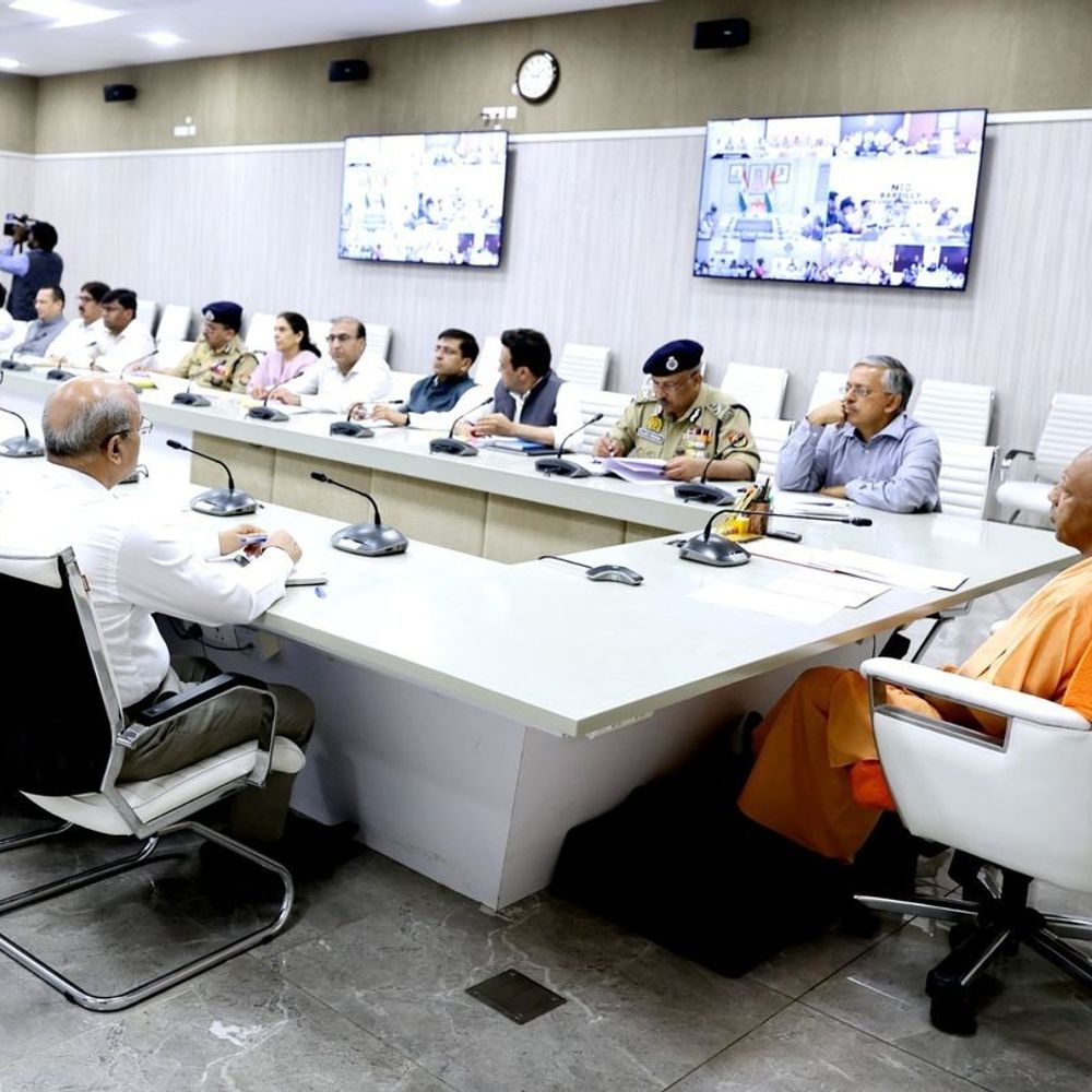 यूपी की बड़ी खबरें:जेवर एयरपोर्ट का 28 मार्च को उद्घाटन होगा; PM मोदी को न्योता भेजा गया