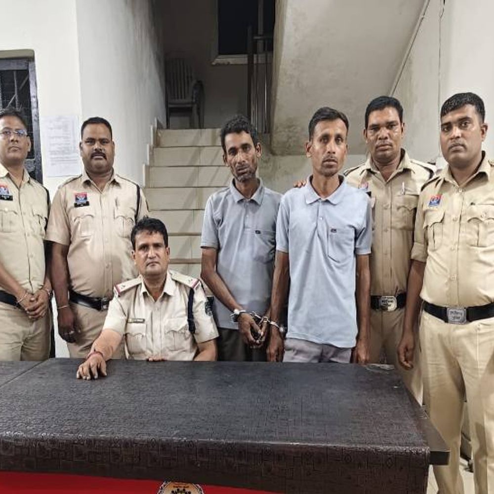 नशे में परिवार को दी गाली...युवक को मार डाला:खून से लथपथ मिली थी लाश, दो भाइयों ने मिलकर की वारदात,तमिलनाडू भागने से पहले गिरफ्तार