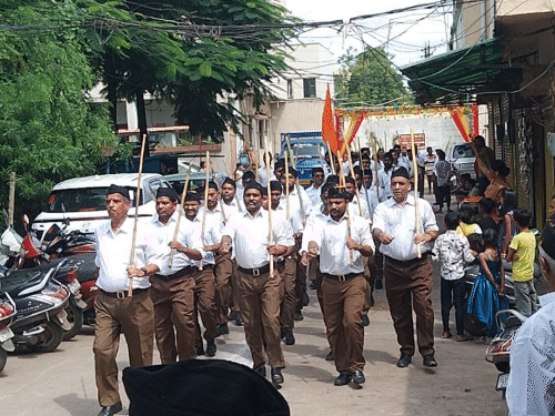 छत्तीसगढ़ में RSS का मेगा विस्तार:स्वयंसेवक 30 लाख परिवारों तक पहुंचे, 10 लाख लोगों से सीधा संवाद हुआ; संगठन का ढांचा भी बदलेगा