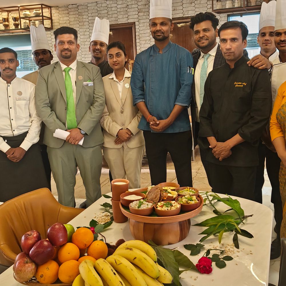 द अवियान में नवरात्रि सात्विक उत्सव:स्पेशल थाली बनी आकर्षण, शहरवासियों ने लिया हिस्सा