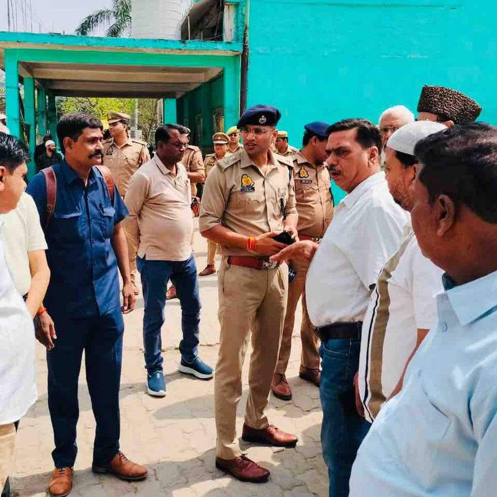 डीसीपी पूर्वी ने ईद-रामनवमी सुरक्षा का जायजा लिया:मस्जिदों और शोभायात्रा मार्गों का भ्रमण कर दिए आवश्यक निर्देश