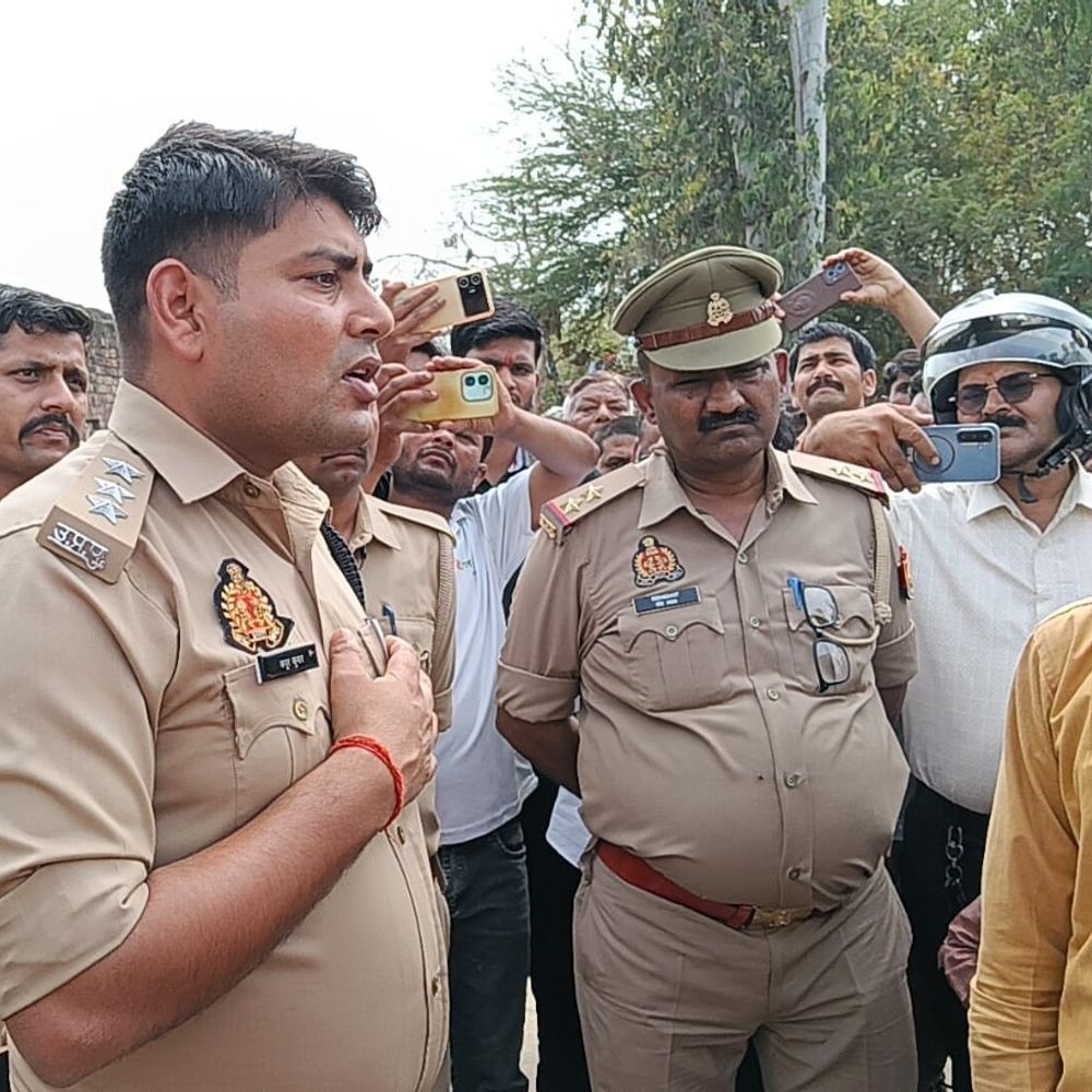 सीतापुर के युवक का बाराबंकी में मिला शव:परिजनों ने हत्या का आरोप लगा सड़क जाम की, पुलिस के समझाने पर माने